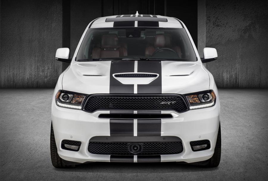  Dodge Durango SRT Black Appearance Package (WD) 2020 года  (фото 4 из 11)
